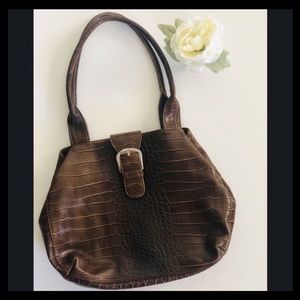 🦩CLEARANCE! Marc Fisher Embossed Shoulder Bag